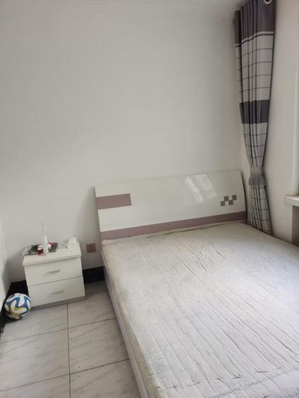 北京凤城园八区19队3室2厅80平低楼层/共6层