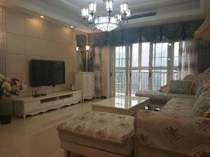 重庆路华苑4室2厅152平中楼层/共18层