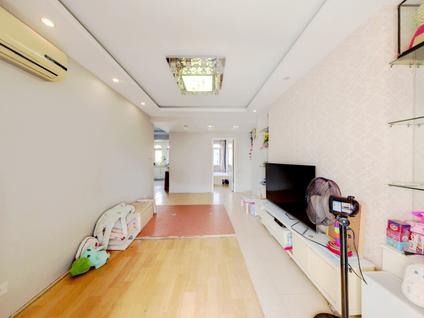 北京盈嘉香榴湾3室1厅81.17平高楼层/共11层