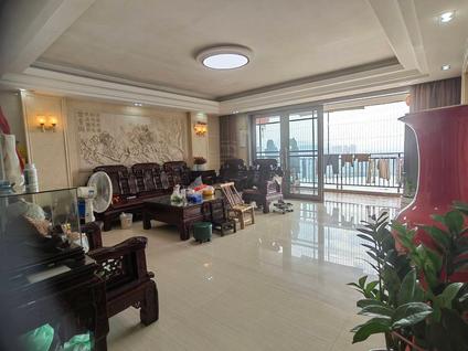 河源长鸿花园5室2厅240平高楼层/共29层