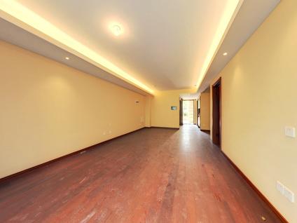 北京华府国际4室1厅127.16平低楼层/共10层