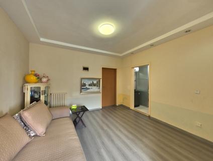 北京颐中高山1室1厅60.04平低楼层/共18层