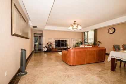 北京西山庭院4室2厅198.59平低楼层/共4层