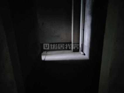 北京香江国际港湾3室2厅98平低楼层/共34层