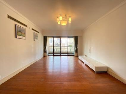 北京翠湖天地(御苑)3室2厅183平中楼层/共36层