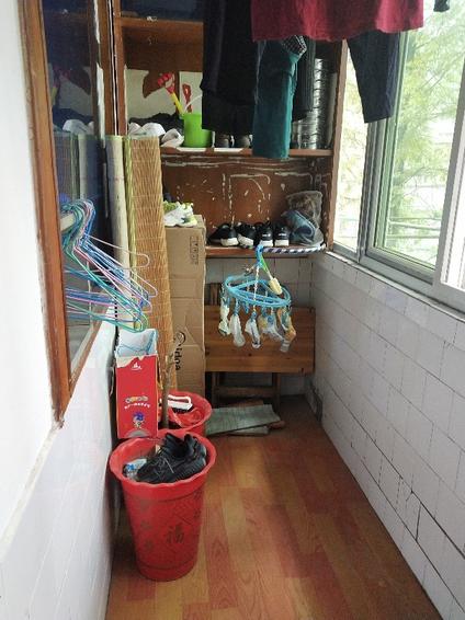 北京新民一村1室1厅46平低楼层/共10层