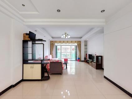 广州金河湾花园3室2厅121.96平中楼层/共8层