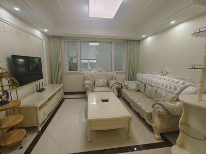 北京紫晶未来城3室2厅101.2平高楼层/共18层