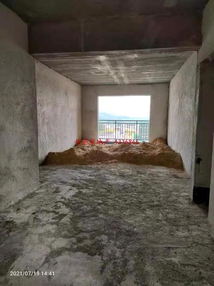 北京古龙湾壹号3室2厅131平中楼层/共27层