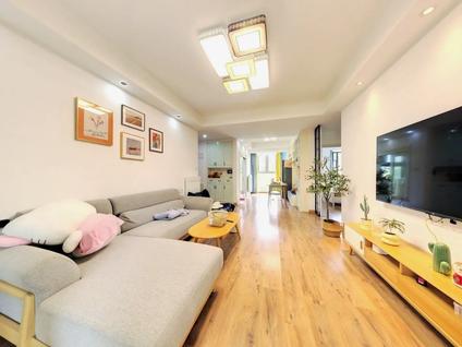 武汉汉江湾壹号3室2厅113.26平低楼层/共42层