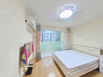 上海海尚康庭3室1厅73.36平低楼层/共6层