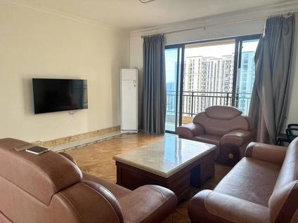 汕头澄海碧桂园4室2厅143平中楼层/共32层