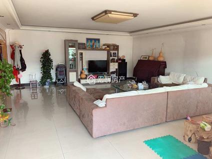 兰州金雁电器厂家属院3室2厅175.26平中楼层/共9层