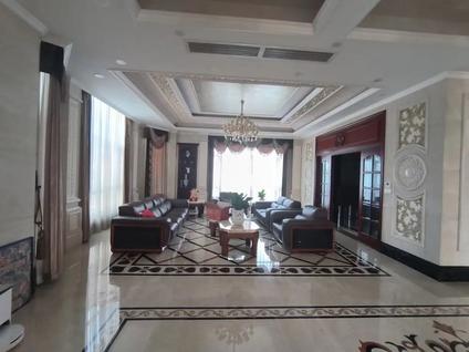 东莞碧海云天5室3厅192平低楼层/共4层