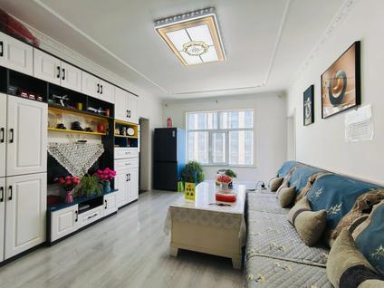 北京北城怡景苑2室2厅82平中楼层/共33层