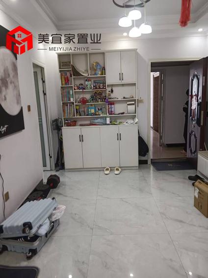 北京相城一品住宅小区2室2厅88平中楼层/共18层