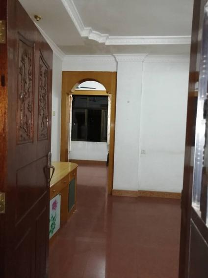 江门环市中路3室2厅93平中楼层/共8层