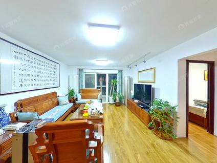 北京长安新城4室3厅201.26平高楼层/共16层