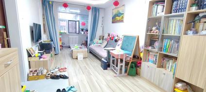 北京天裕小区2室2厅102.1平低楼层/共7层