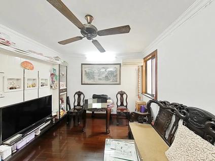 上海绿川公寓2室1厅73.2平高楼层/共6层