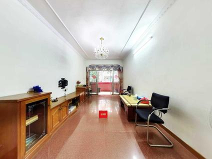 中山东明花园3室2厅125平低楼层/共6层