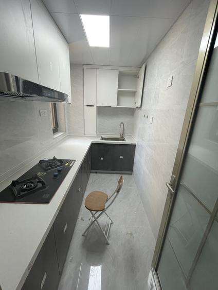 北京璟博苑2室1厅65平低楼层/共16层