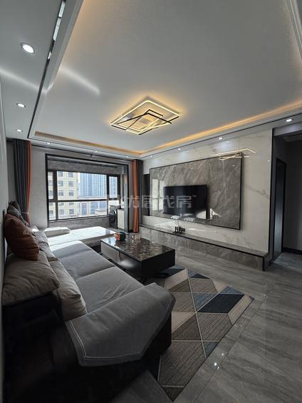 北京新城壹号3室2厅114平低楼层/共32层