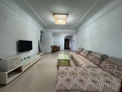 北京春天国际2室2厅87平低楼层/共25层