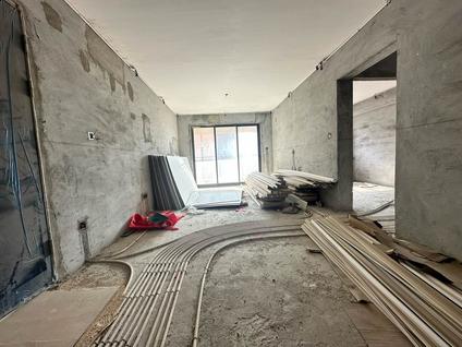 江门海伦湾(四期)3室2厅104.7平高楼层/共32层