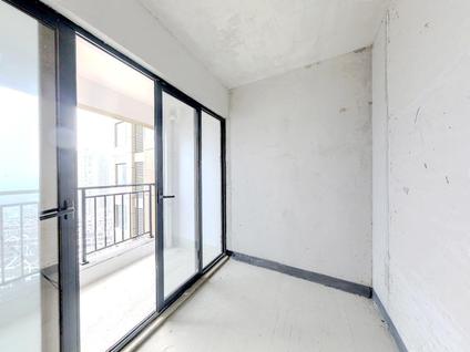 北京宇虹万花城3室2厅107.95平中楼层/共31层