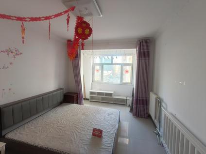 北京世通国际2室2厅85平低楼层/共32层