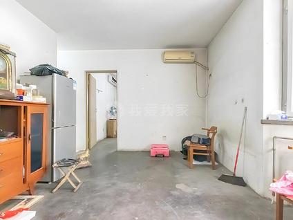 北京贵园南里(戊区)1室1厅50.32平低楼层/共6层
