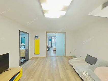 北京滨河新苑3室2厅129.24平高楼层/共6层