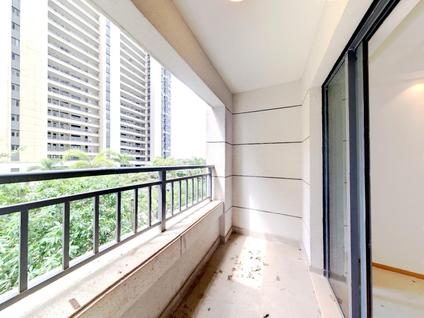 北京海口宝龙世家(B区)3室2厅103平低楼层/共23层