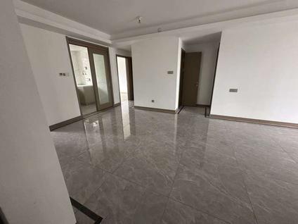 北京大兴正荣府4室2厅142平低楼层/共17层