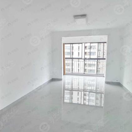 九江金榜府邸3室2厅125平中楼层/共18层