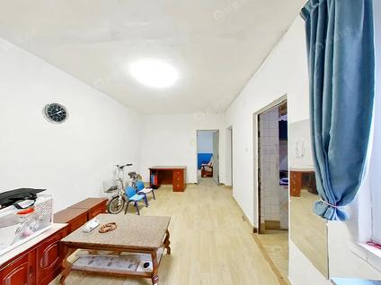 北京苹果园(三区)2室1厅74.43平低楼层/共16层