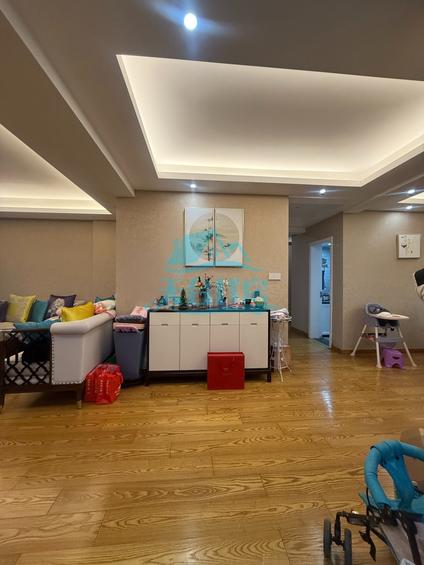 北京紫金花城4室2厅170.44平低楼层/共11层