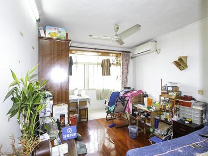 北京俞一小区3室1厅56.78平高楼层/共6层