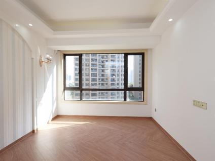 北京南国豪苑4室2厅124.63平低楼层/共31层