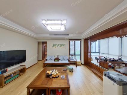 北京滨江倾城之恋3室2厅152.3平低楼层/共28层