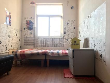 南京盘龙山庄2室1厅74平高楼层/共6层