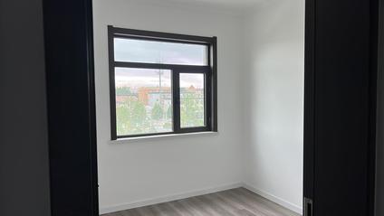 北京空港华府3室2厅122.56平低楼层/共17层