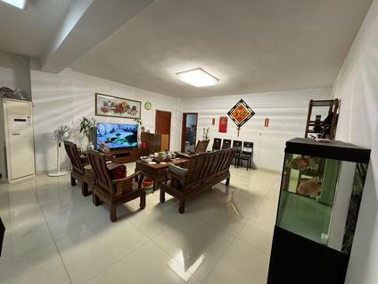 北京宝源路3室2厅146平低楼层/共9层