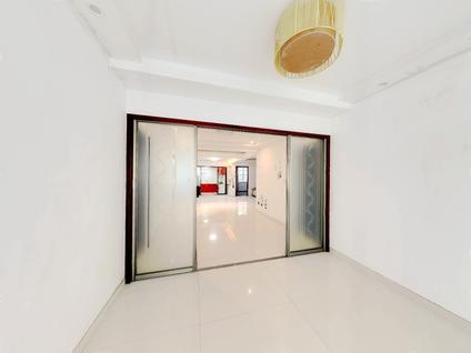 北京绿城小区4室2厅173平低楼层/共8层