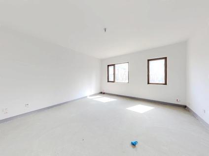 北京世茂诺沙湾4室2厅182.43平低楼层/共3层