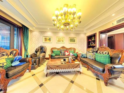 西安中海铂宫4室2厅242.99平中楼层/共17层