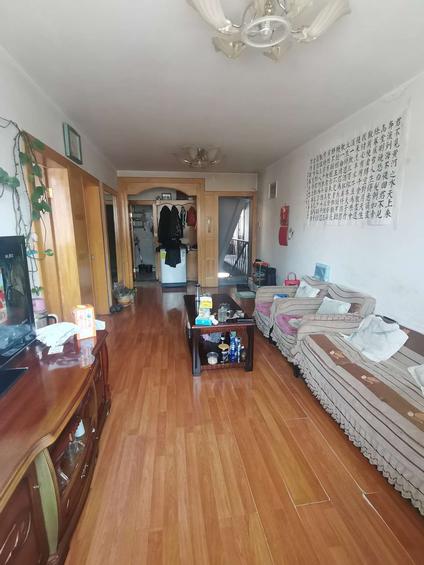 北京盛世华城5号园2室1厅65平中楼层/共6层