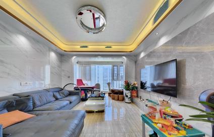 海口碧桂园剑桥郡4室2厅129平高楼层/共18层