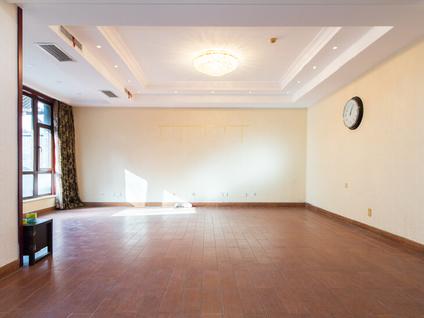 北京香山清琴麓苑6室3厅326.72平中楼层/共3层